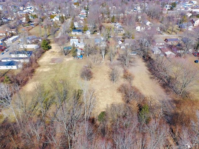 533 Center Street, Carleton, MI 48117