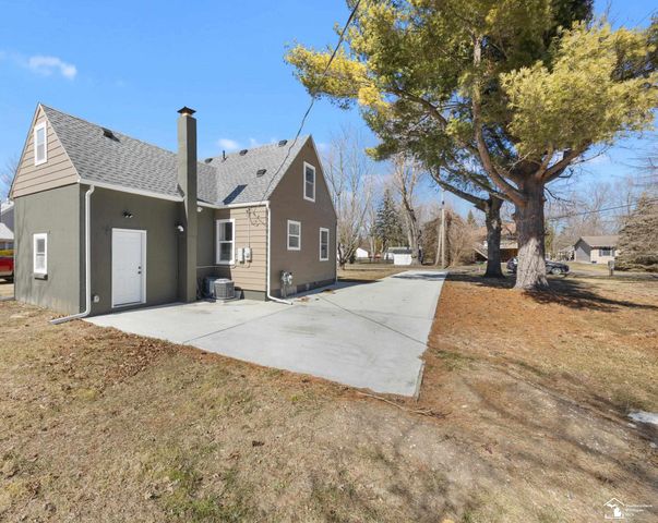 533 Center Street, Carleton, MI 48117