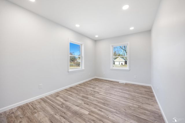 533 Center Street, Carleton, MI 48117