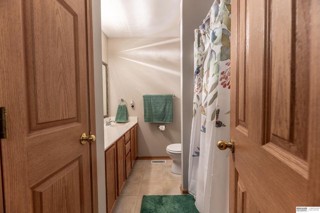 10902 Potter Street, Omaha, NE 68142