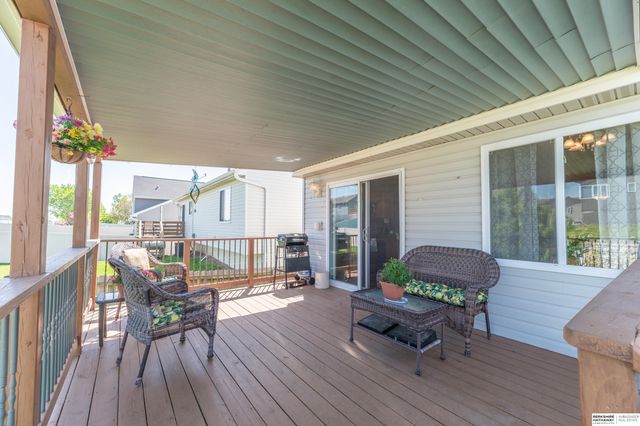 10902 Potter Street, Omaha, NE 68142