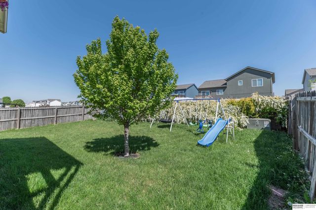 10902 Potter Street, Omaha, NE 68142