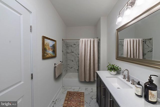 2721 W MOSHER ST, Baltimore, MD 21216