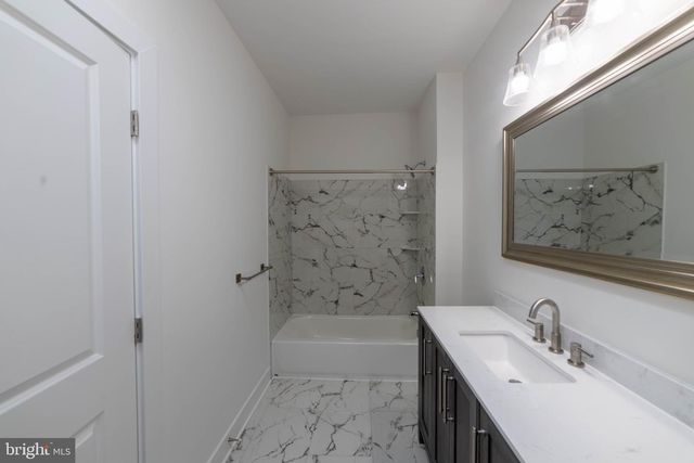 2721 W MOSHER ST, Baltimore, MD 21216