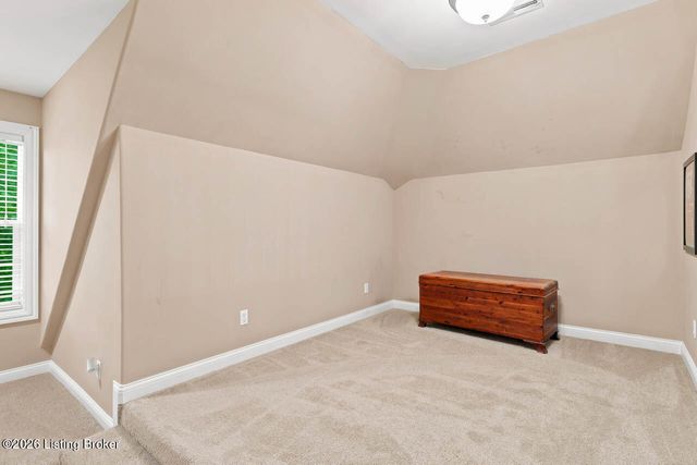 33 River Heights Blvd, Taylorsville, KY 40071