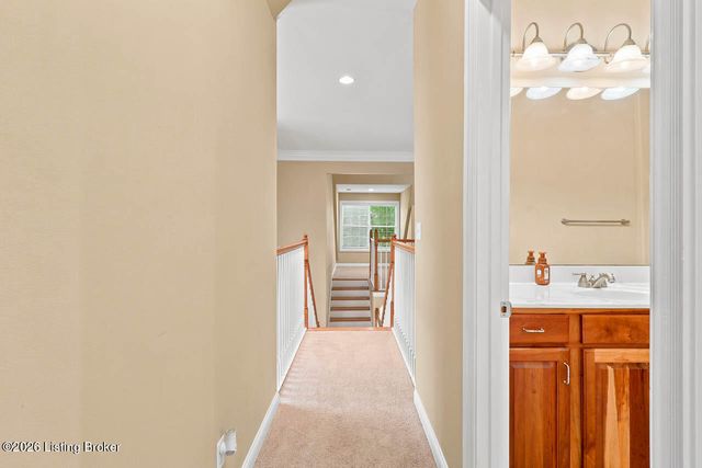 33 River Heights Blvd, Taylorsville, KY 40071