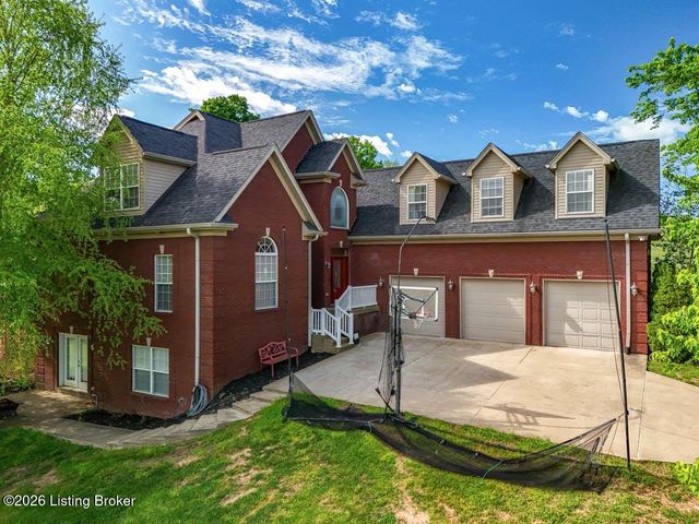 33 River Heights Blvd, Taylorsville, KY 40071