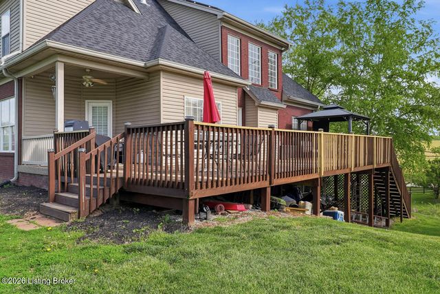 33 River Heights Blvd, Taylorsville, KY 40071