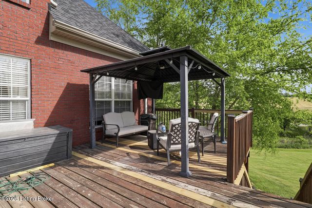 33 River Heights Blvd, Taylorsville, KY 40071