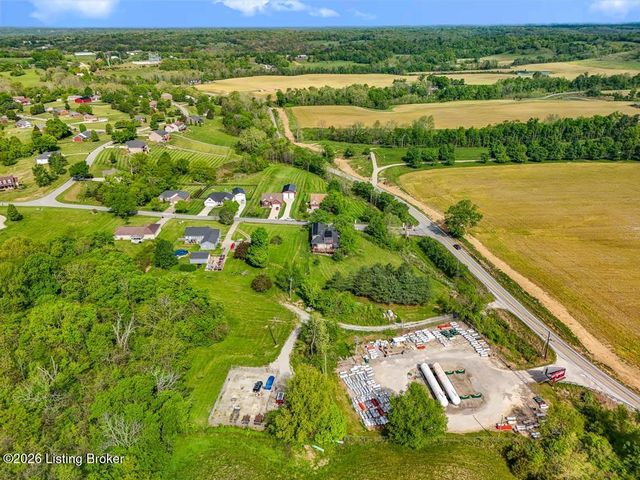 33 River Heights Blvd, Taylorsville, KY 40071