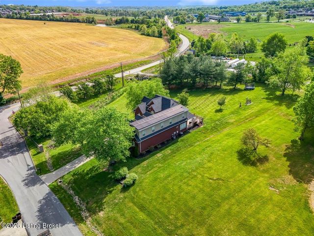 33 River Heights Blvd, Taylorsville, KY 40071