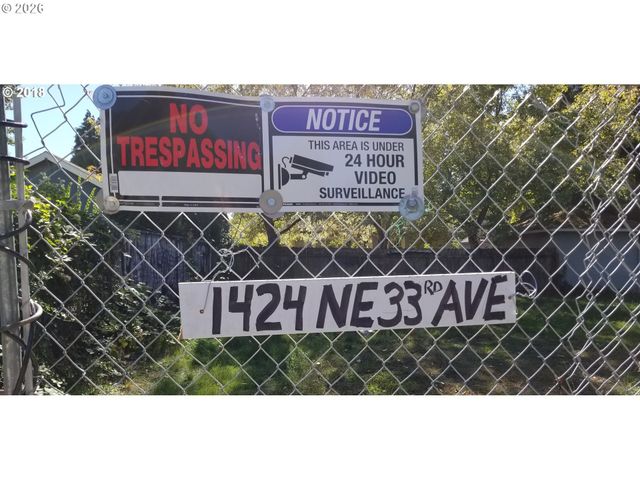 1424 Ne 33RD Ave 1424, Portland, OR 97232