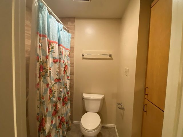 802 Lois St, Kerrville, TX 78028