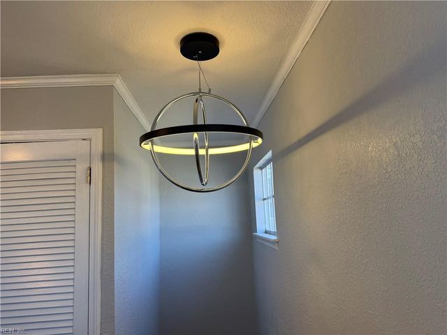 2711 Magnolia ST, Portsmouth, VA 23704