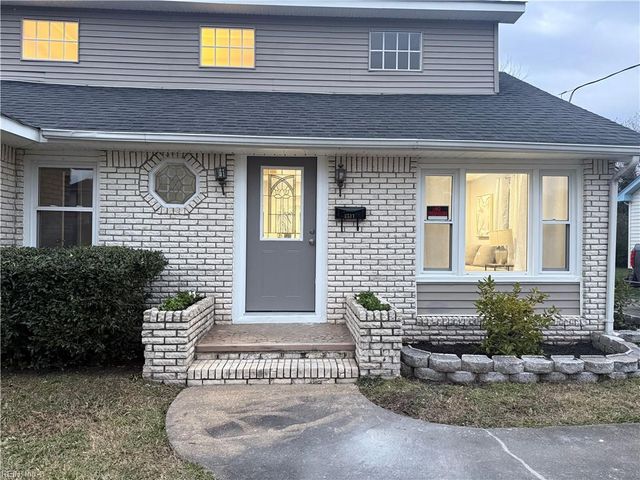 2711 Magnolia ST, Portsmouth, VA 23704