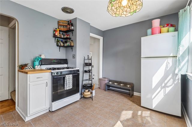 361 Lloyd Road, Euclid, OH 44132