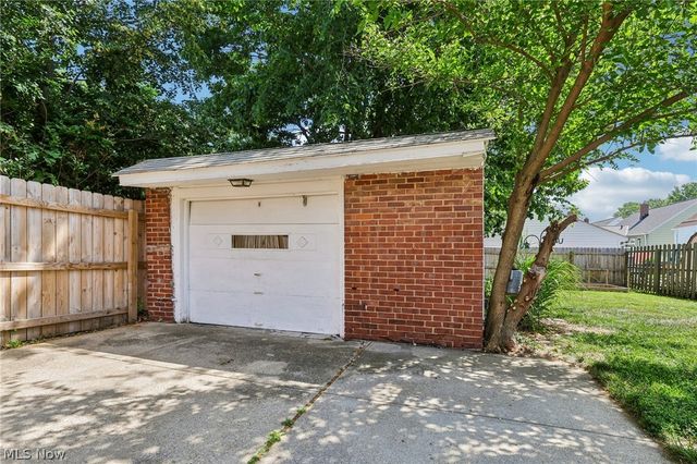 361 Lloyd Road, Euclid, OH 44132