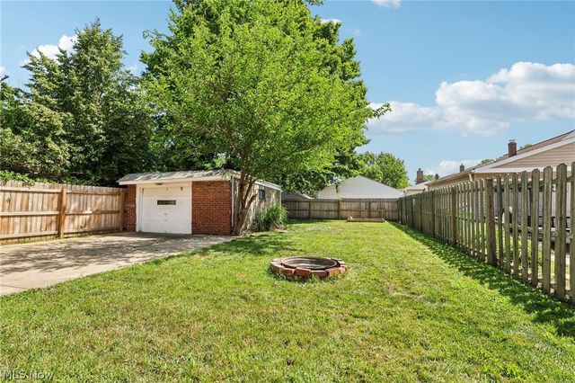 361 Lloyd Road, Euclid, OH 44132