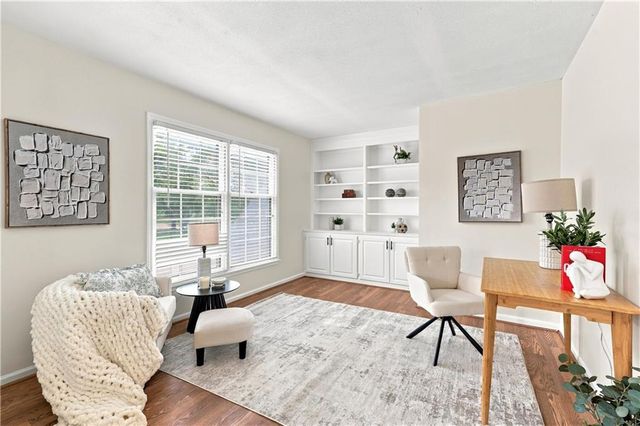 8408 Acuff Lane, Lenexa, KS 66086