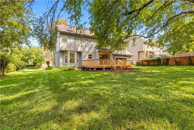 8408 Acuff Lane, Lenexa, KS 66086