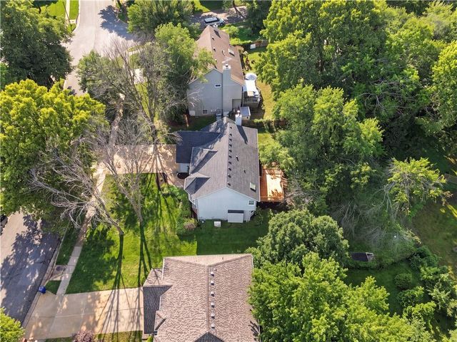 8408 Acuff Lane, Lenexa, KS 66086