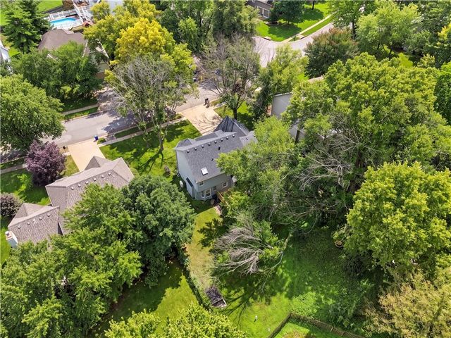 8408 Acuff Lane, Lenexa, KS 66086