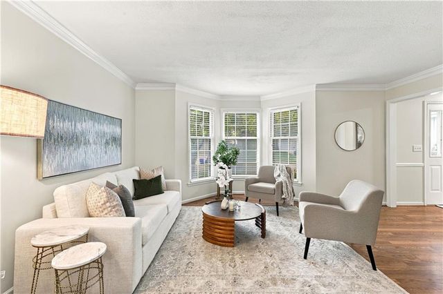 8408 Acuff Lane, Lenexa, KS 66086