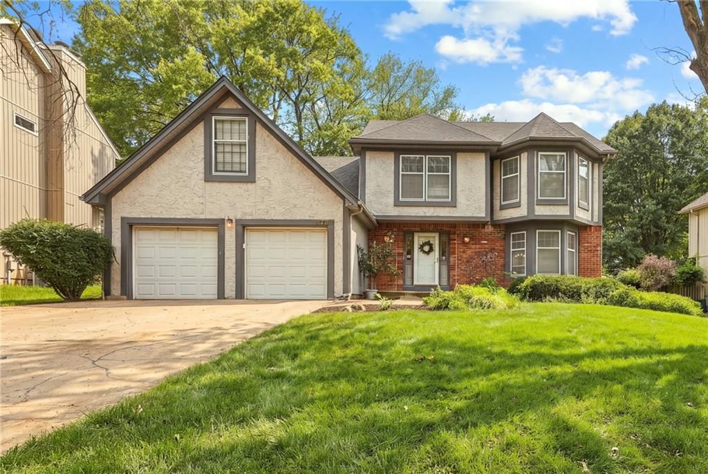 8408 Acuff Lane, Lenexa, KS 66086