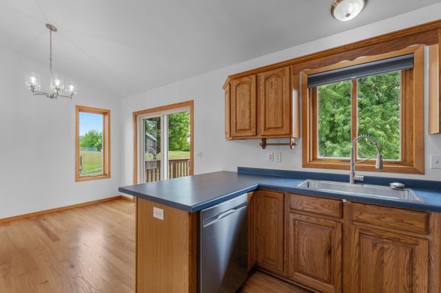 506 7th Avenue NE, Byron, MN 55920