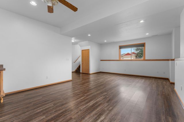 506 7th Avenue NE, Byron, MN 55920