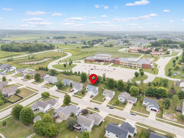 506 7th Avenue NE, Byron, MN 55920