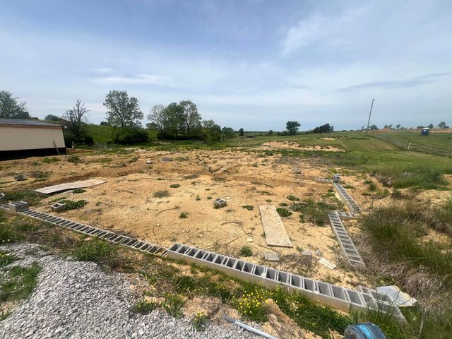 103 Morton Drive, Salvisa, KY 40372