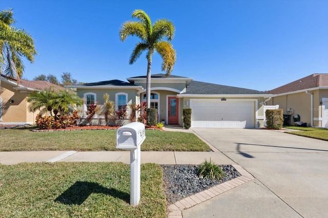 8169 WILD OAKS CIRCLE, Largo, FL 33773