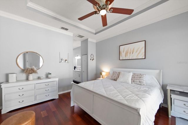 8169 WILD OAKS CIRCLE, Largo, FL 33773