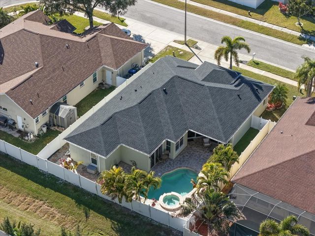 8169 WILD OAKS CIRCLE, Largo, FL 33773