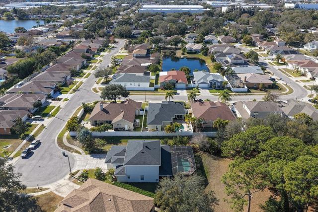 8169 WILD OAKS CIRCLE, Largo, FL 33773