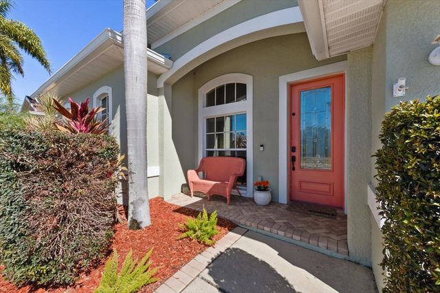 8169 WILD OAKS CIRCLE, Largo, FL 33773