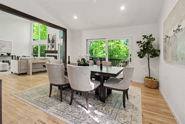 3966 Penberton Drive, Ann Arbor, MI 48105