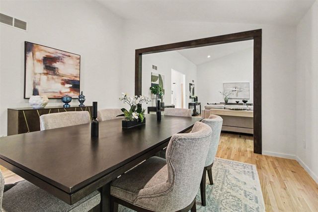 3966 Penberton Drive, Ann Arbor, MI 48105