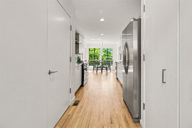 3966 Penberton Drive, Ann Arbor, MI 48105