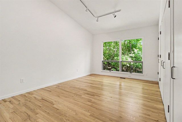 3966 Penberton Drive, Ann Arbor, MI 48105