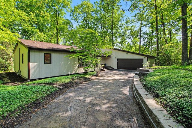 3966 Penberton Drive, Ann Arbor, MI 48105