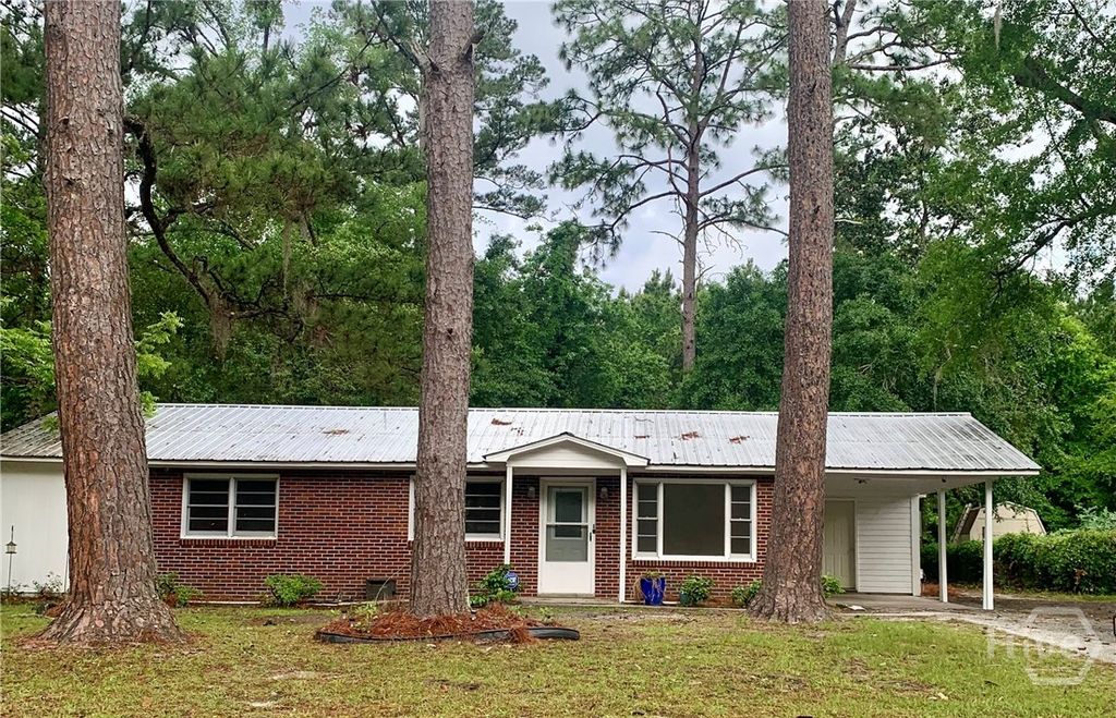 416 Rogers Drive, Hinesville, GA 31313
