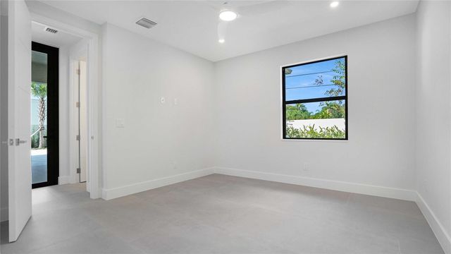 317 NE 21st Street, Wilton Manors, FL 33305