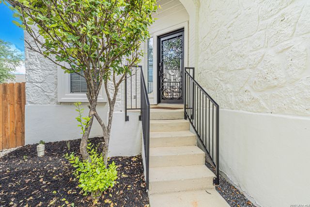 1003 Atkins Bay, San Antonio, TX 78245
