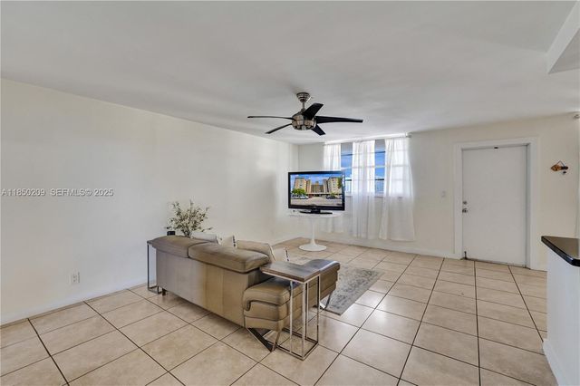 1811 Jefferson Street 606, Hollywood, FL 33020