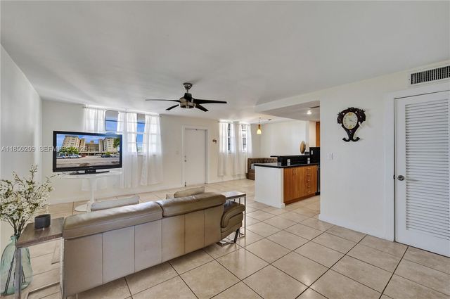 1811 Jefferson Street 606, Hollywood, FL 33020