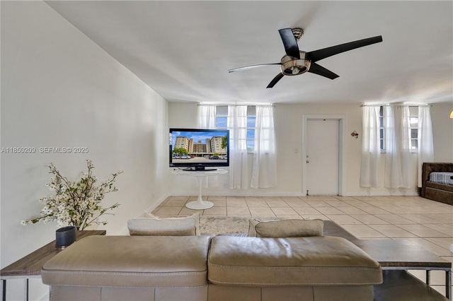 1811 Jefferson Street 606, Hollywood, FL 33020