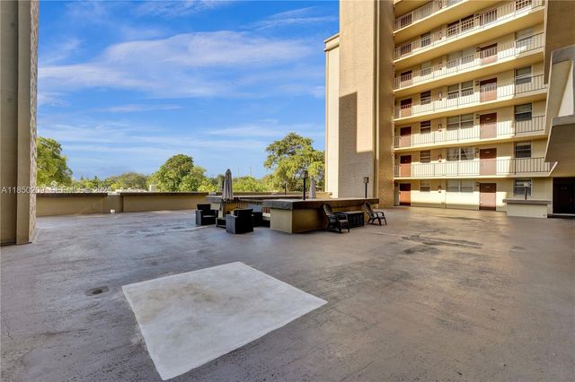 1811 Jefferson Street 606, Hollywood, FL 33020
