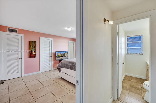 1811 Jefferson Street 606, Hollywood, FL 33020